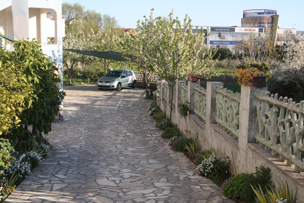 Guest House Ana Zara Esterno foto