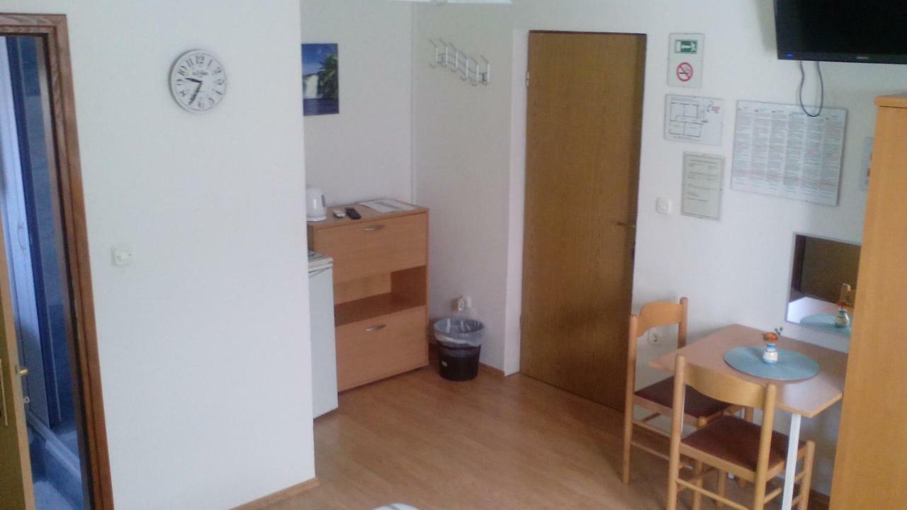 Guest House Ana Zara Esterno foto